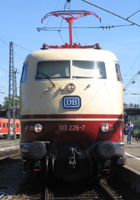 DB 103 226-7
