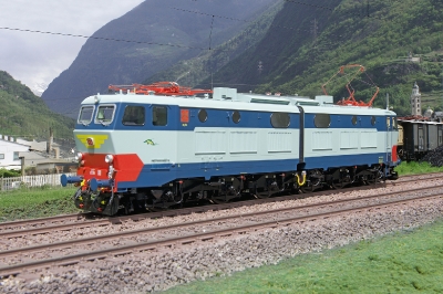 E 656 001