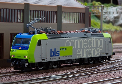 Re 485