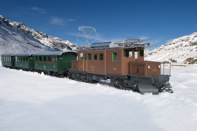 RhB Modell Ge 4/4 182